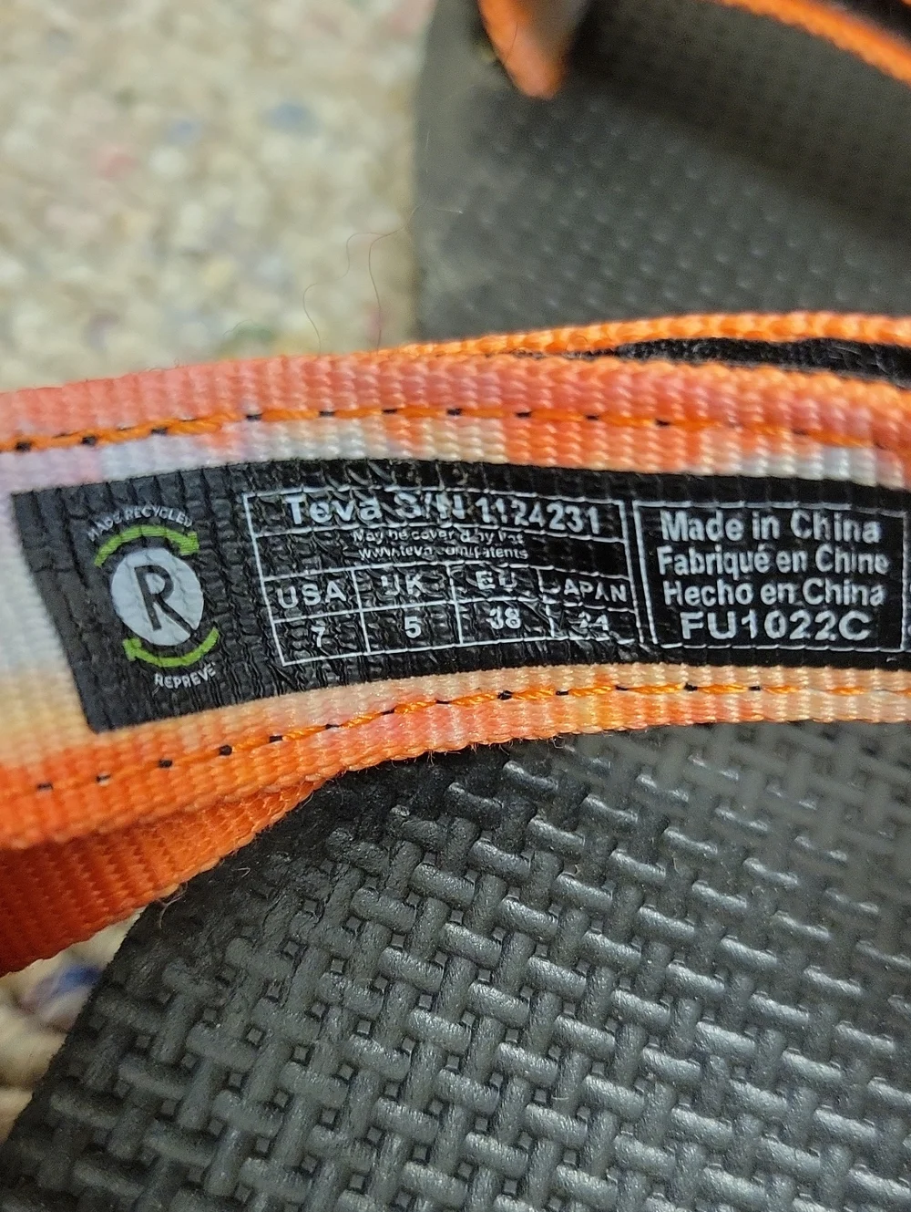 Teva Orange & White Universal Tie-Dye Strap Sandals Sz 7. Summer Outdoor Hippie